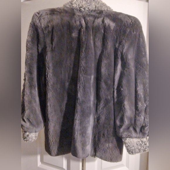Vintage 1950/1960's Tarnopol's Fur Coat! - Picture 6 of 8